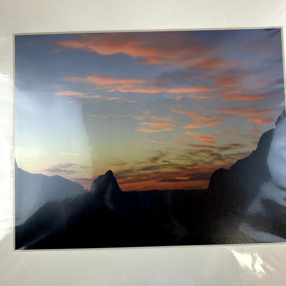 Chisos Mountains big Bend Texas 8 x10 in 11 x 14 matting signed by photographer - Picture 3 of 4